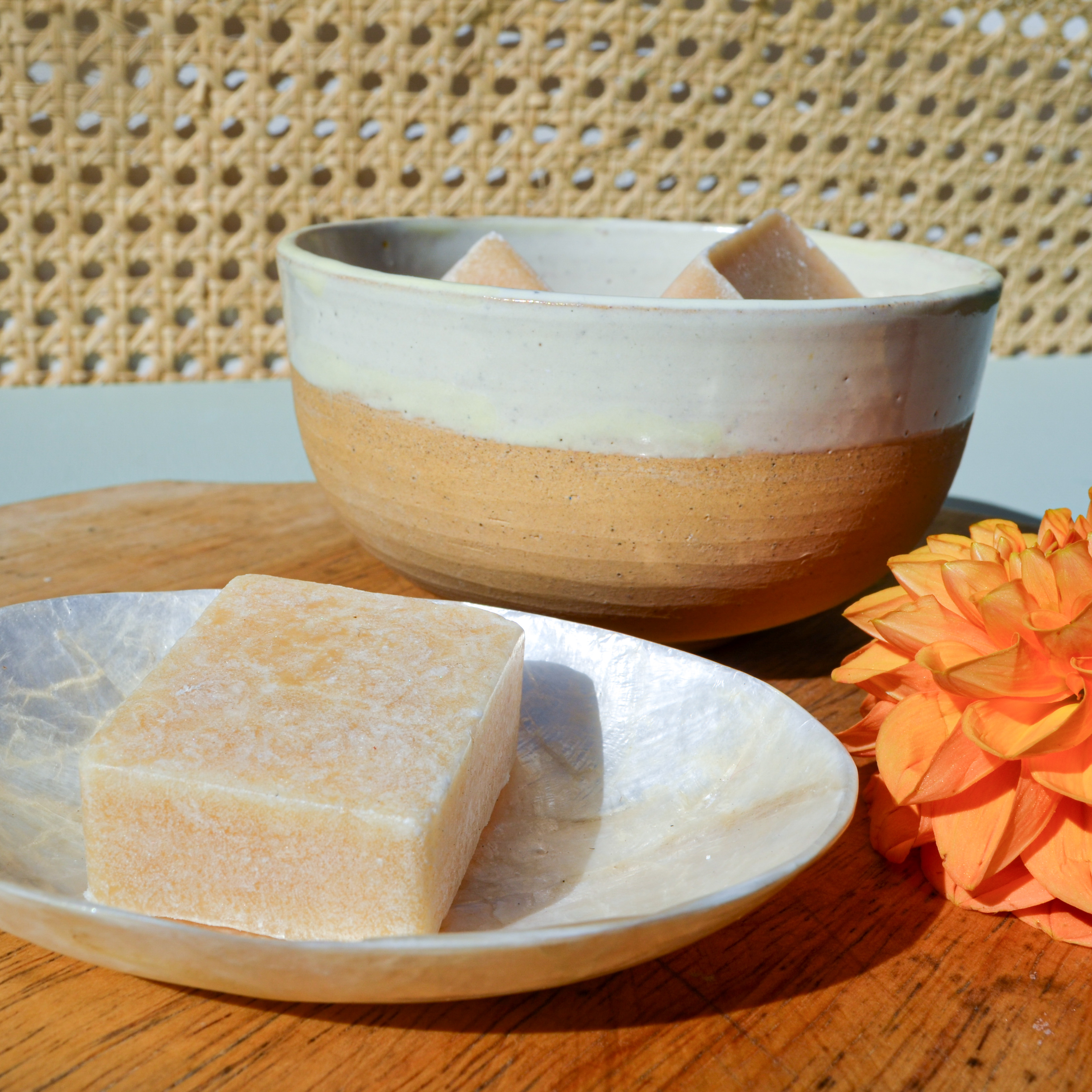 Collectie interieur en amberblokjes van Rejoyce