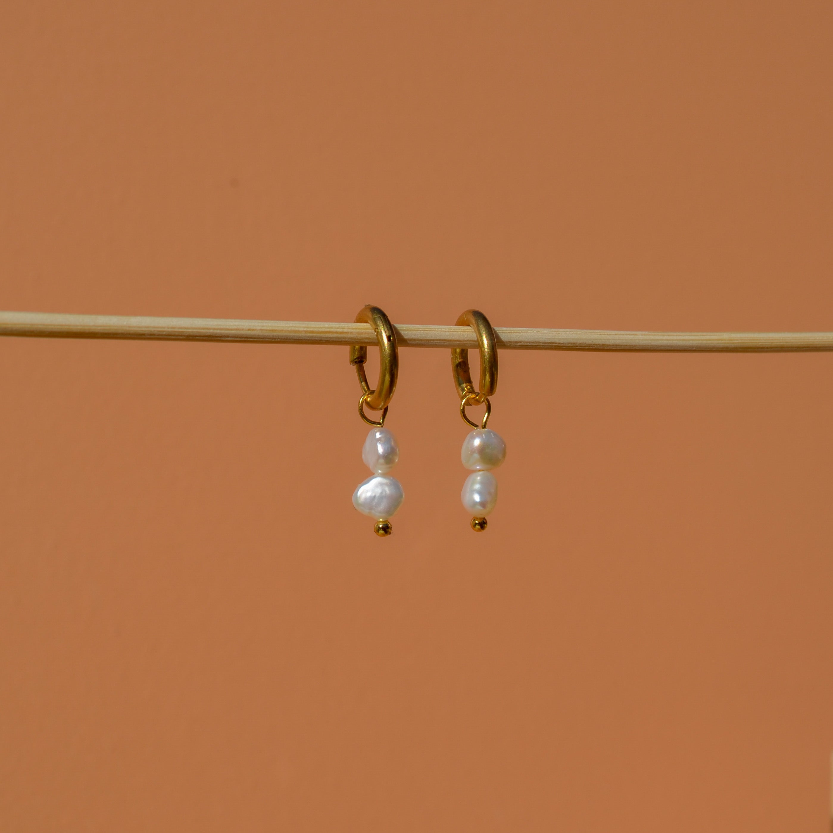 Oorbellen met zoetwaterparels | goud