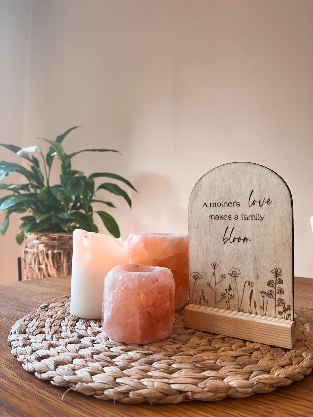 Houten wenskaart met standaard | Bloemen |  A mothers love