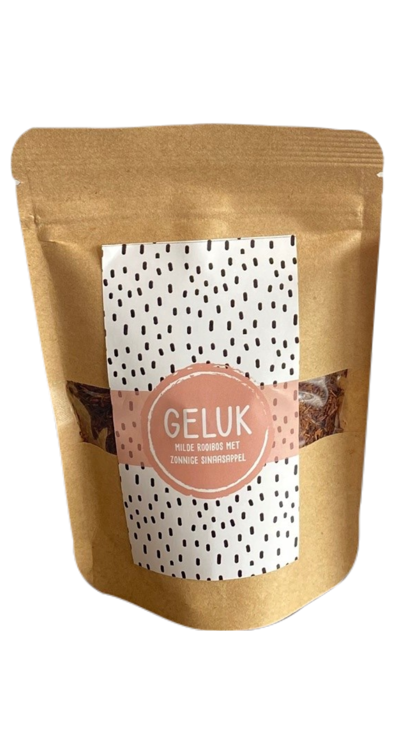 Rooibos thee met sinaasappel. Losse thee in papieren stazak. De naam van de thee is geluk