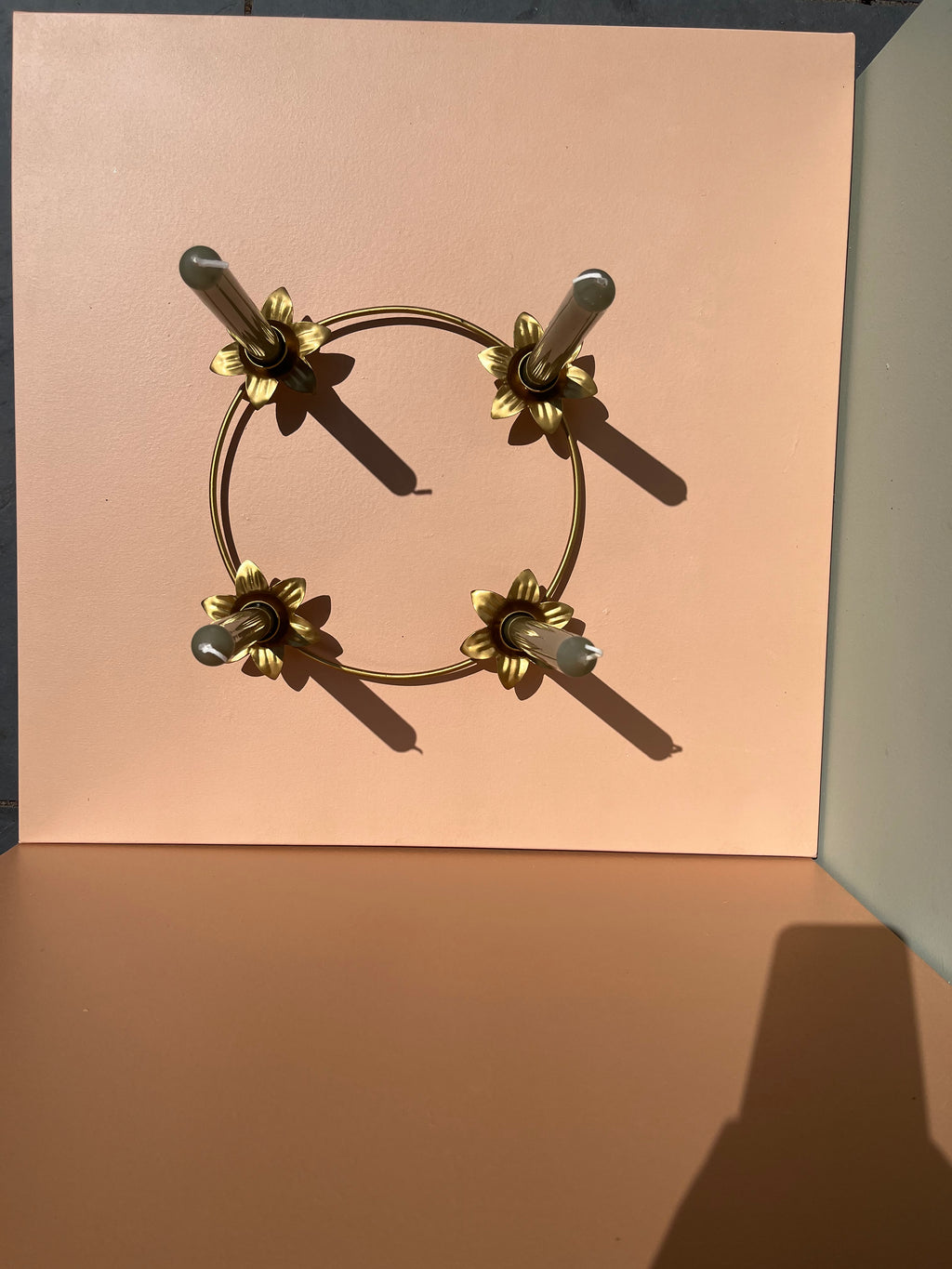 Kaarsenhouder bloem goud